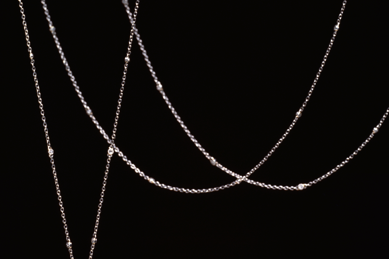 Sautoir en platine serti de diamants et d'une perle conque, Tiffany & Co., vers 1900-1910